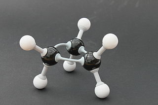 320px-Cyclopropane_8230